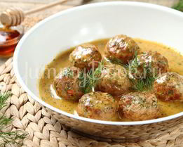 Фрикадельки в горчично-медовом соусе