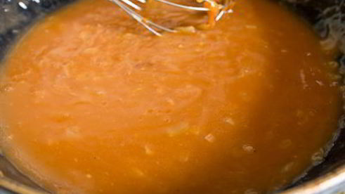 фрикадельки в пикантном томатном соусе