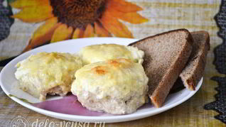 Фрикадельки в сыре