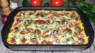 Фрикадельки, запеченные с картофельным пюре