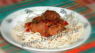 Говяжьи фрикадельки в соусе Кифтелуце