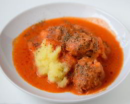 Говяжьи фрикадельки в томатном соусе