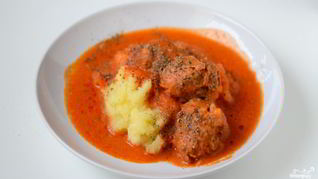 Говяжьи фрикадельки в томатном соусе