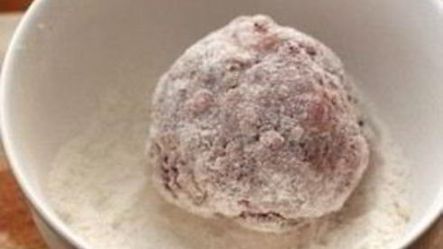 мясные фрикадельки с моцареллой