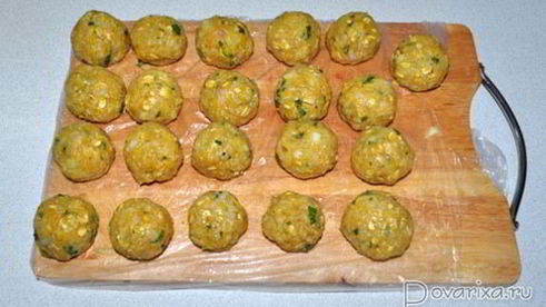 рыбные фрикадельки в томатном соусе