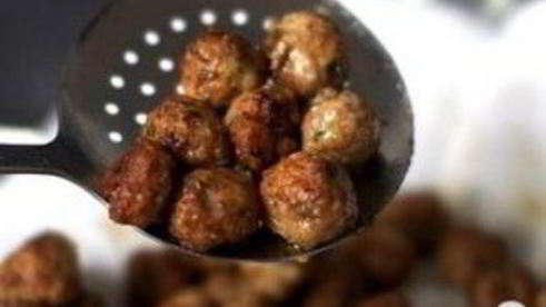 запеченные ригатони с фрикадельками