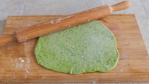 зеленые тальятелле с фрикадельками