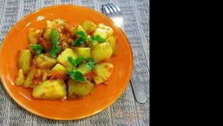 Гарнир из картофеля, моркови и лука