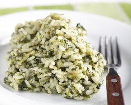 Ароматный рис с перцами поблано и зеленью