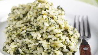 Ароматный рис с перцами поблано и зеленью