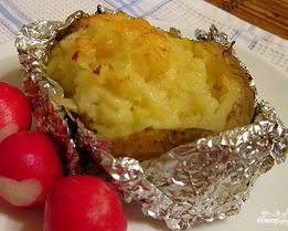 Картофель в фольге с сыром