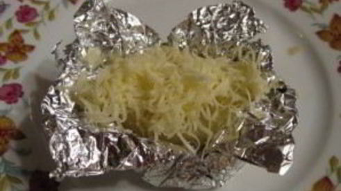 картофель в фольге с сыром