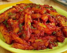 Картофель в остром томатном соусе