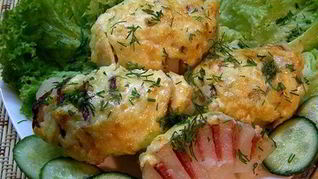 Картошка с колбасой и сыром в духовке