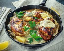 Картошка с курицей и грибами в духовке