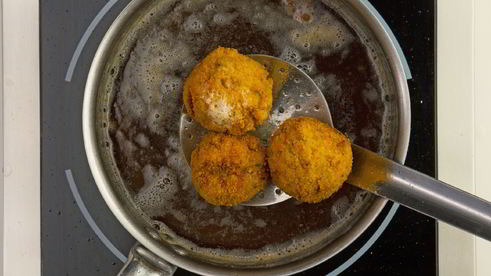 крокеты из серых креветок