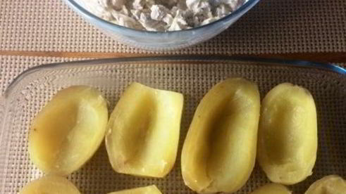 печеный картофель с грибами и сыром