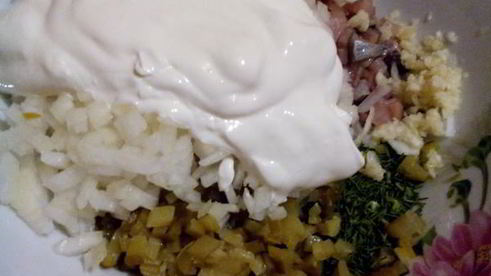 печеный картофель с селодочным соусом