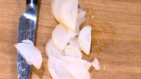 пряный рис с яйцом и беконом