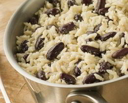 Рис с красной фасолью и кокосовым молоком по-ямайски