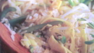 Рис с яйцом и овощами