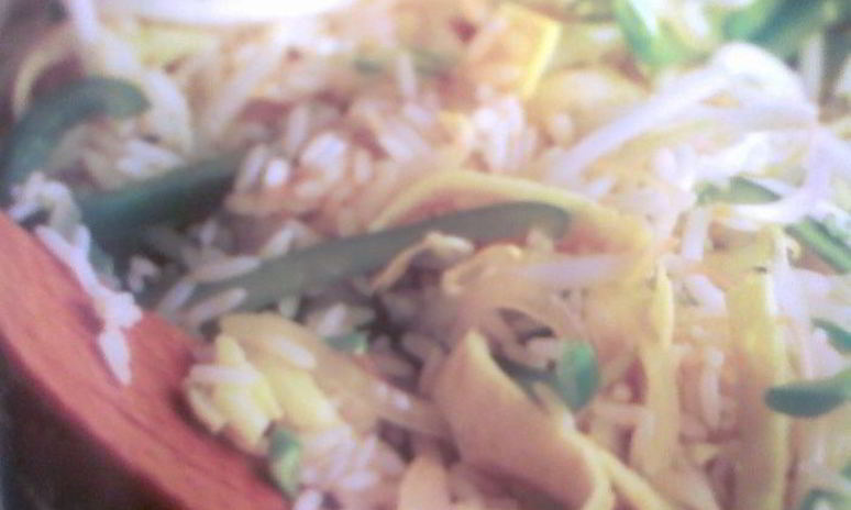 Рецепт риса с яйцом и овощами