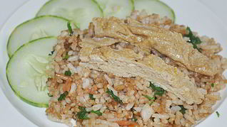 Рис с яйцом по-тайски