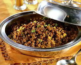 Тушеная чечевица с копченой телятиной