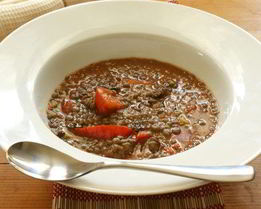 Тушеная чечевица с томатами и петрушкой по-итальянски