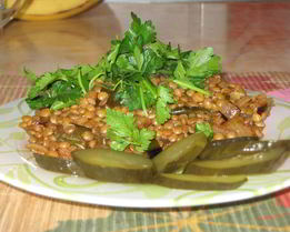 Тушеная чечевица