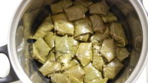 армянская долма из виноградных листьев