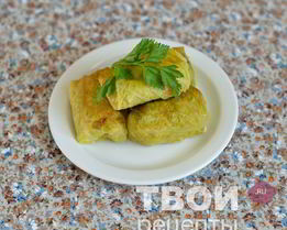 Куриные голубцы в листьях савойской капусты