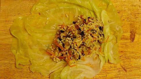 постные голубцы с грибами и рисом