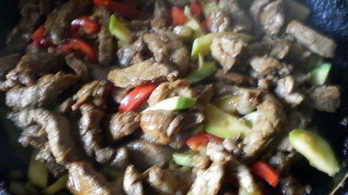 гречневая лапша с овощами и мясом