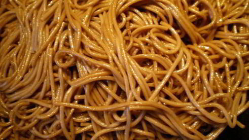 гречневая лапша с овощами и мясом