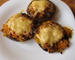 Фаршированные грибы Портобэлло