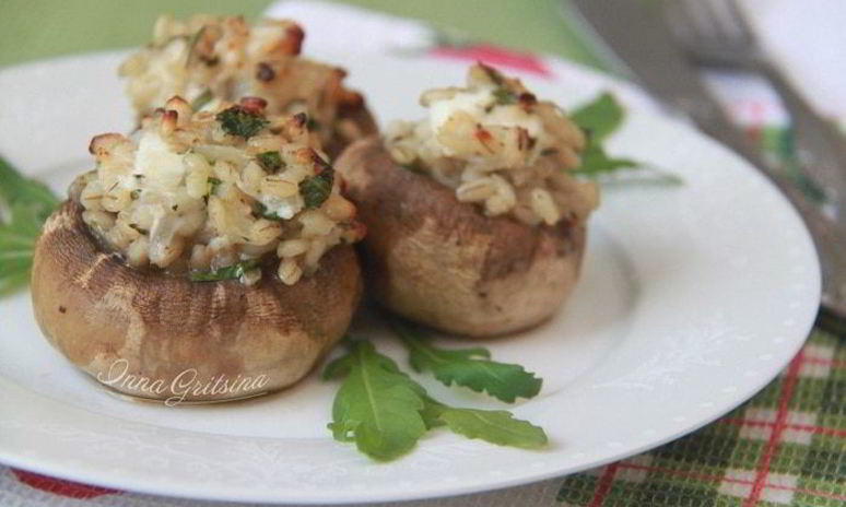 Рецепт фаршированных перловкой грибы