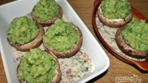 фаршированные шампиньоны в сметане