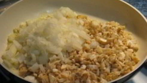 грибы, фаршированные фаршем