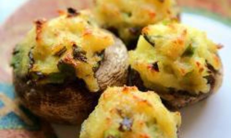 Рецепт грибов, фаршированных картошкой и сыром