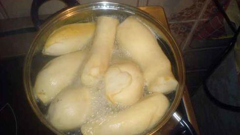 грибы обжаренные под соусом с гарниром