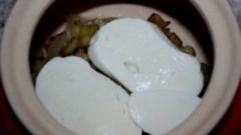 грибы в духовке в горшочке