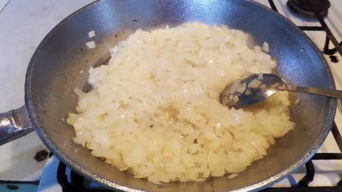 грибы в горшочках с сыром луком курицей