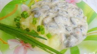 Грибы в сметанном соусе