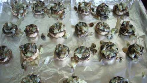 грибы запеченные в духовке под сыром