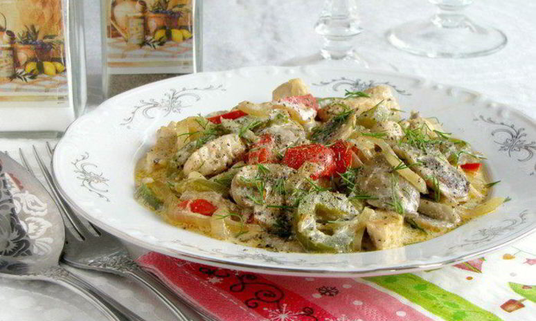 Рецепт шампиньонов с куриным филе и сладким перцем по-муромски