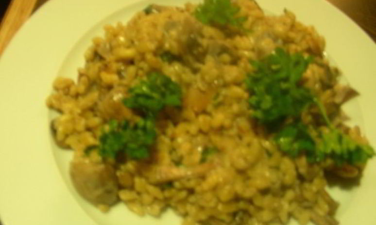 Рецепт шампиньонов со шпинатом, сливками и чили