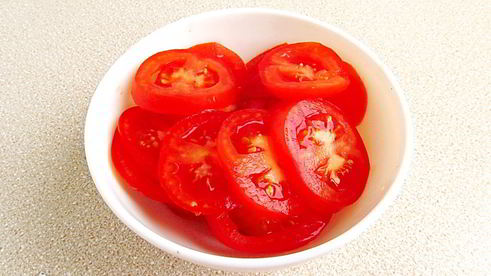 сыроежки тушенные с овощами в сметанном соусе