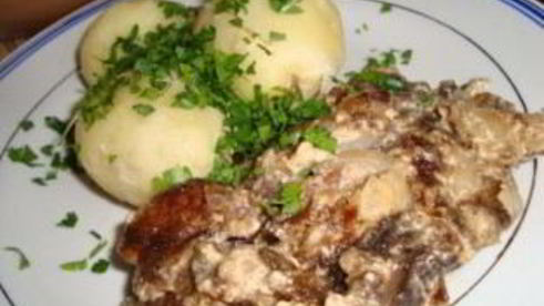 тушеные подосиновики