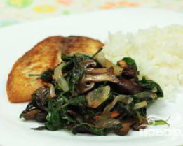 Жареные грибы со шпинатом